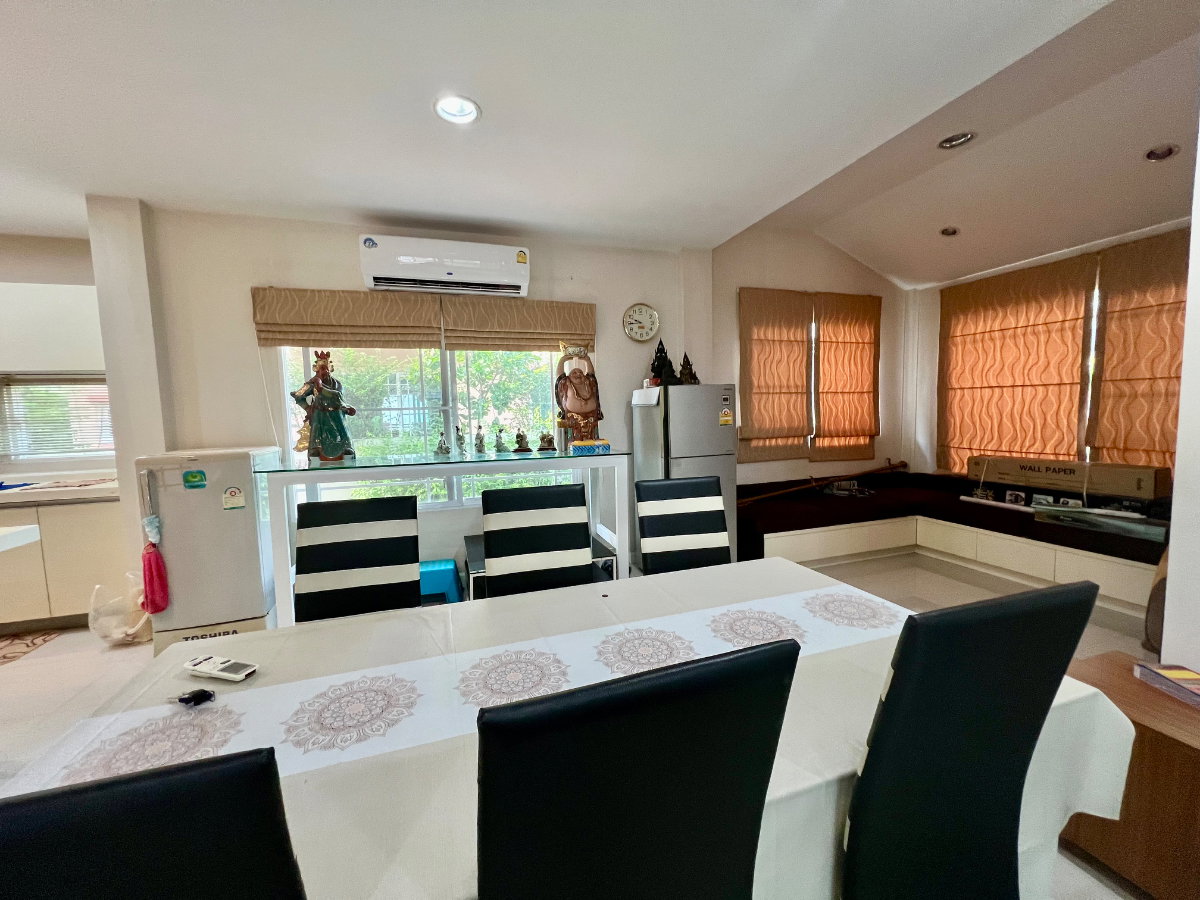 รูป 🏡 ขายบ้านเดี่ยว 2 ชั้น หมู่บ้านมัณฑนา พระราม 9 – ศรีนครินทร์ บ้านสวย พร้อมอยู่ เฟอร์ฯ และเครื่องใช้ไฟฟ้าครบ ทำเลศักยภาพ ใกล้รถไฟฟ้าสายสีส้ม - รูปที่ 13/38