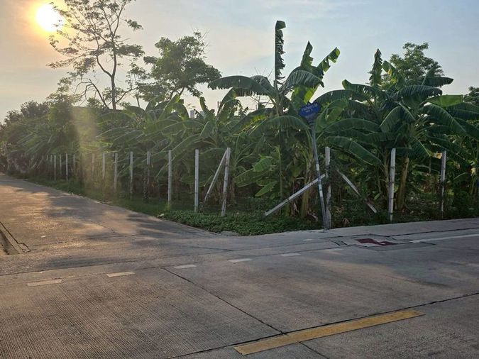 Land for sale, 800 sq wah, Bang Khen