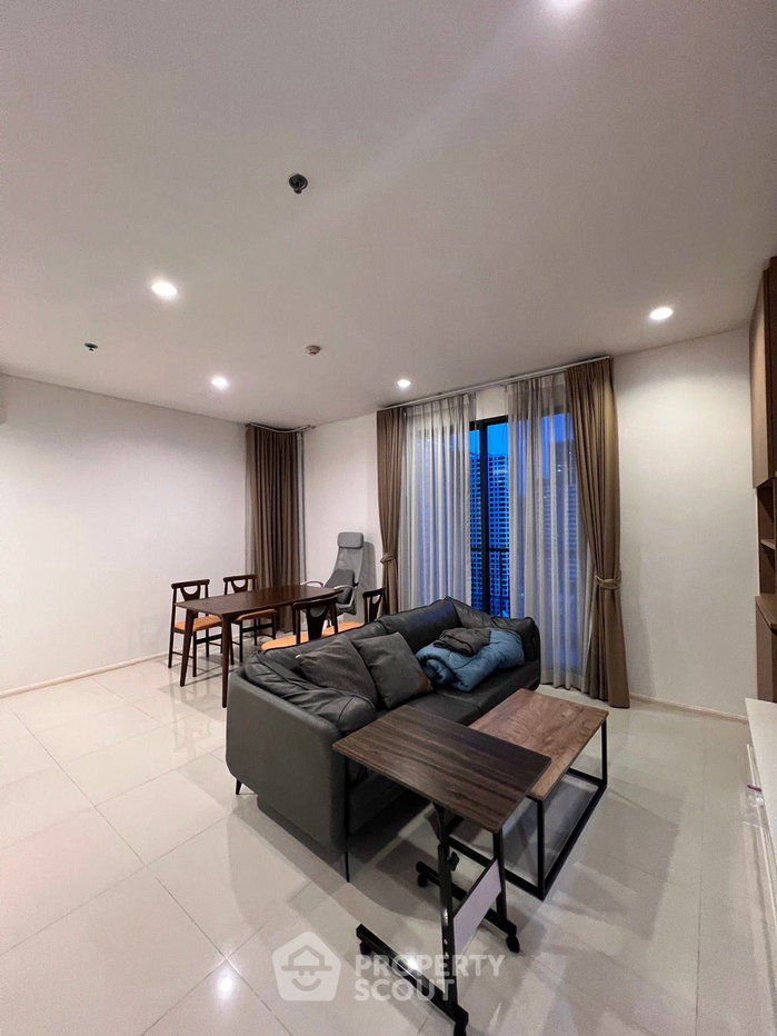 picture 2-BR Condo at Villa Asoke near MRT Phetchaburi (ID 1320587) - 10/20