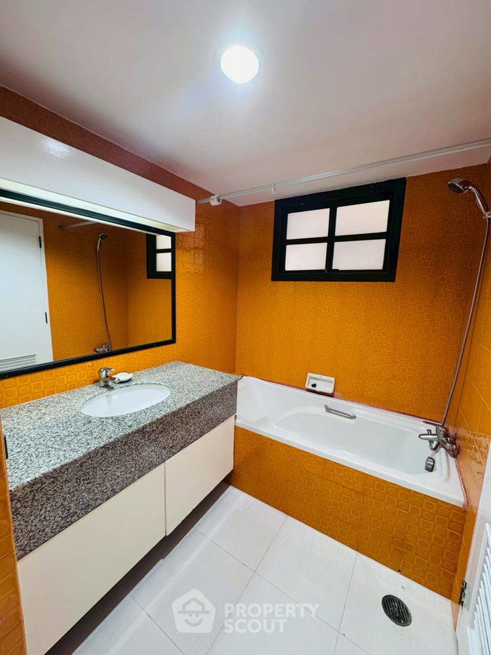 picture 1-BR Condo at Baan Chan Condominium close to Thong Lo (ID 2929798) - 10/16