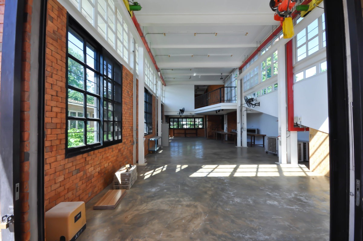 รูป ให้เช่าบ้านเดี่ยวชั้นเดียว พร้อม workshop และออฟฟิศ    สามารถเช่าเพื่อทำธุรกิจ ทำเป็นสำนักงานได้  #A4-H0421  - รูปที่ 6/35