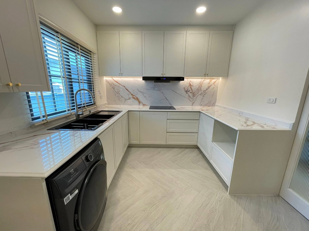 รูป 🏡 บ้านใหม่ให้เช่า ✨ Fully Furnished พร้อมอยู่ 📍ทำเลดี หลัง Mega Bangna - รูปที่ 5/9