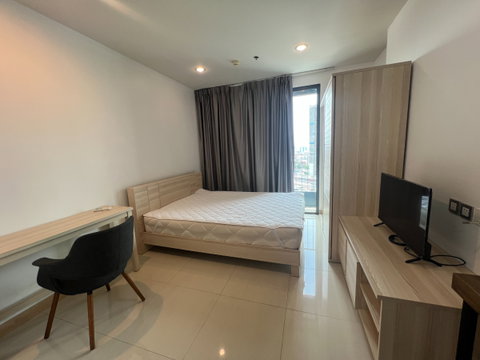 ให้เช่า Ideo Q จุฬา Studio 21 ตรม ห้องสวย แต่งครบ