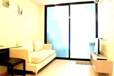 คอนโดให้เช่า : ให้เช่าคอนโด วีธารา สุขุมวิท 36 อาคาร 1 ชั้น 3 1 bed room  Plus ขนาด 45 ตรม ใกล้ Trinity International School