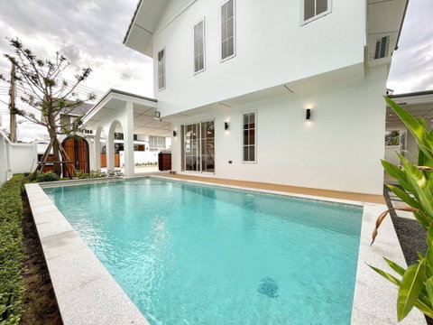 บ้าน Pool villa 2 ชั้น บ้านพร้อมสระว่ายน้ำในตัว สไตร์ Koji ใกล้ห้างสรรพสินค้า #C7MG100771