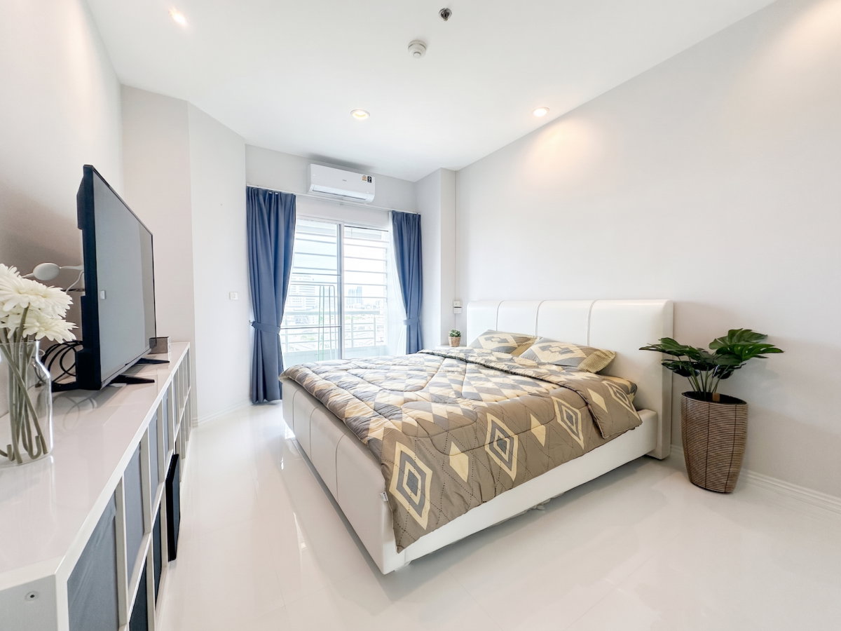 รูป ให้เช่าคอนโด - ห้องสวย รีโนเวทใหม่ เหมือนได้ห้องใหม่ ทิศใต้ ไม่ร้อน REF. F28904 - รูปที่ 2/8