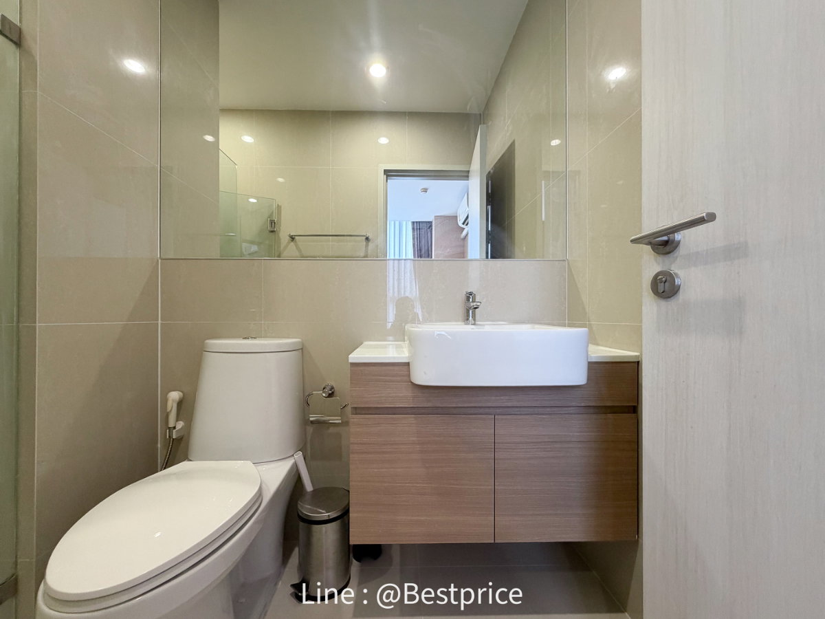 picture For rent at Noble Revolve Ratchada / Line ID : @bestprice (with @ too) - 4/17