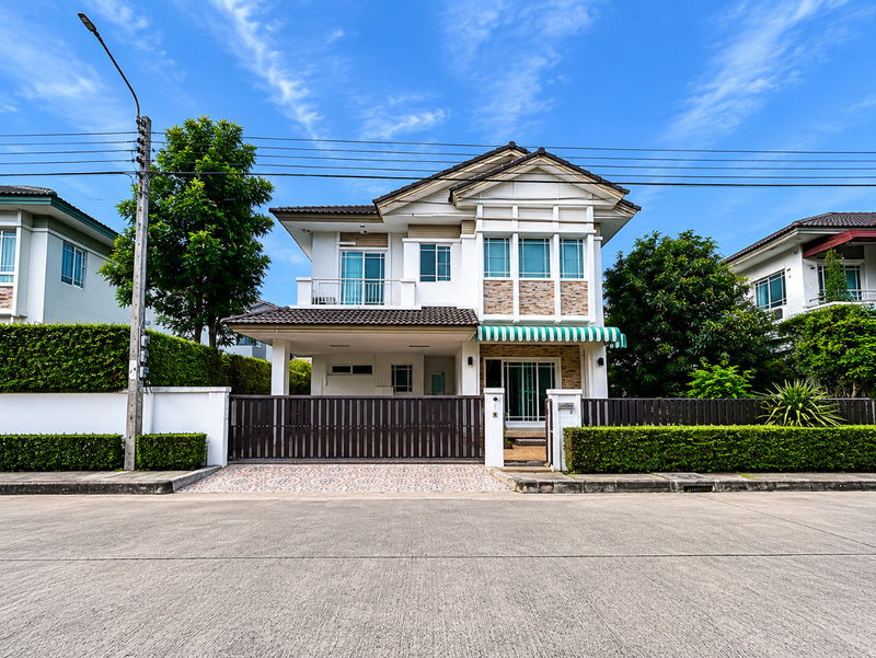 ขายบ้านเดี่ยว : 🏡 ขายบ้านเดี่ยว 2 ชั้น หมู่บ้านมัณฑนา พระราม 9 – ศรีนครินทร์ บ้านสวย พร้อมอยู่ เฟอร์ฯ และเครื่องใช้ไฟฟ้าครบ ทำเลศักยภาพ ใกล้รถไฟฟ้าสายสีส้ม