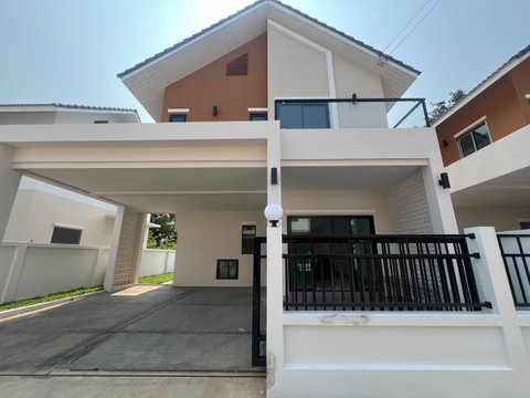 House for sale 3 bedrooms, 3 bathrooms, 1 living room. #C6MG100467