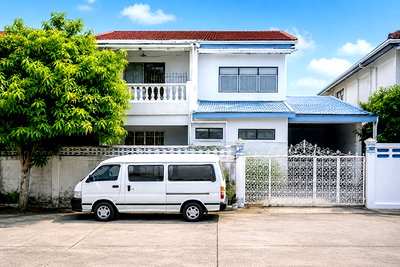 เช่าบ้านเดี่ยว กรุงเทพมหานคร : ให้เช่า 4นอน วงแหวน สะพานสูง รามคำแหง บ้านเดี่ยว 2 ชั้น 2น้ำ สนามกีฬาหมู่บ้านนักกีฬา 800 ม.45ตร.ว. 180ตร.ม. 4แอร์ 4 จอดรถ 2 คัน แยกทับช้าง