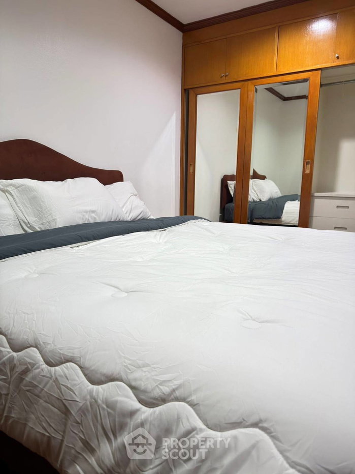 picture Pet-Friendly 2-BR 95 Sqm On 16th Floor, Wittayu Complex, BTS Phloen Chit (ID 2933019) - 18/20