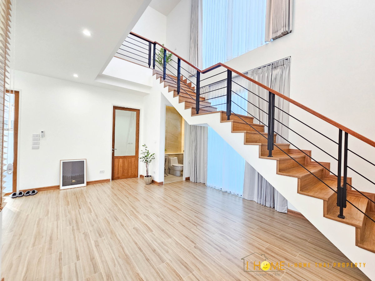 รูป ขายบ้านเดี่ยว 2 ชั้น บ้านหลังใหญ่สไตร์โมเดิร์นทันสมัยภายในตกแต่งหรูหรา # C7MG100921 - รูปที่ 12/41