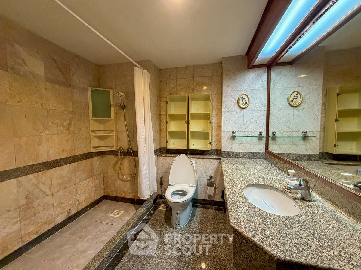 รูป คอนโด 2-ห้องนอน ที่ อโศก เพลส ใกล้ MRT สุขุมวิท (ID 2933127) - รูปที่ 14/14