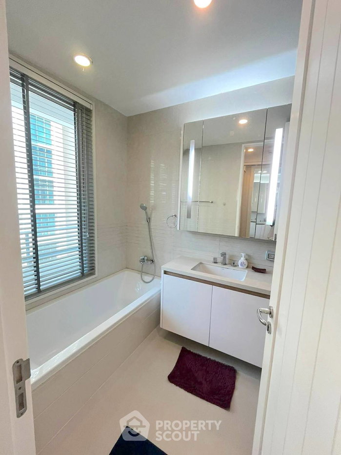 picture 2-BR Condo at Q Langsuan near BTS Ratchadamri (ID 2836366) - 2/3
