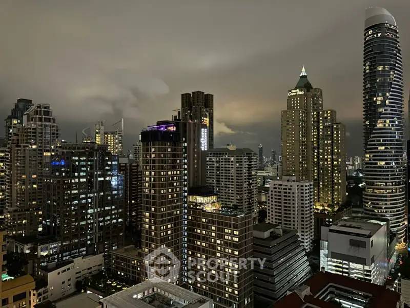 รูป คอนโด 2-ห้องนอน ที่ สโคป หลังสวน ใกล้ BTS ชิดลม (ID 2874492) - รูปที่ 9/20