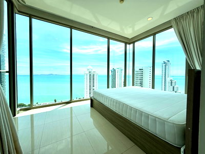 Condos for rent Pattaya : The Riviera Wongmat Beach SeaView Corner Room Free❗️Internet WiFi  