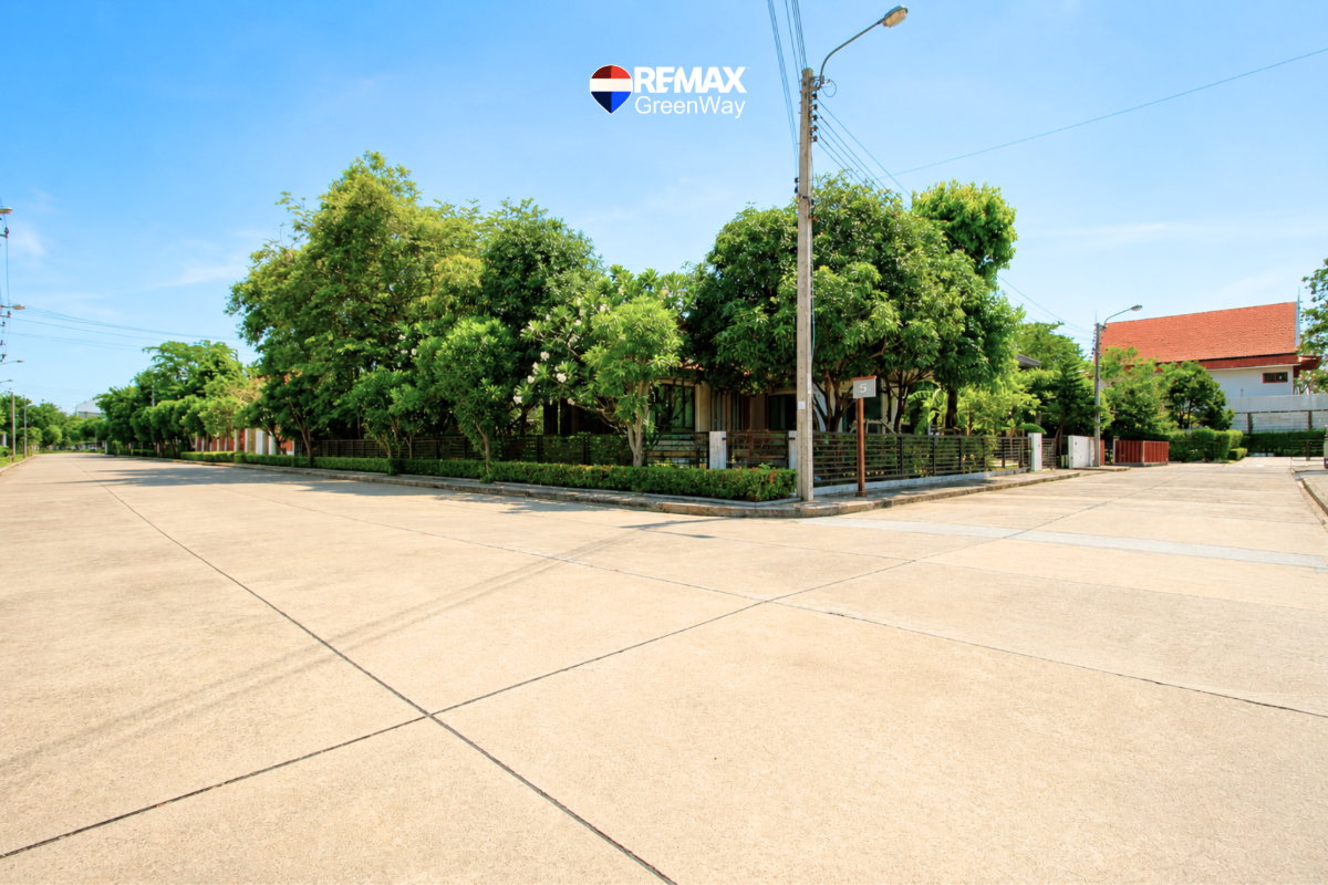 picture House for sale at Habitia Park Thainthale 28 - 22/23