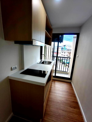 Condos for rent : Alive Sukhumvit 76 —— Rent for Low Rise