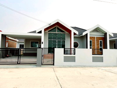บ้านเดี่ยว สวนสาธารณะหนองสิม อุดรธานี :  บ้านนอกโครงการทำเลชานเมือง  ติดถนนวงแหวนรอบสอง  ใกล้  โรงเรียนนานาชาติ  สนามบิน   #C6MG100525 
