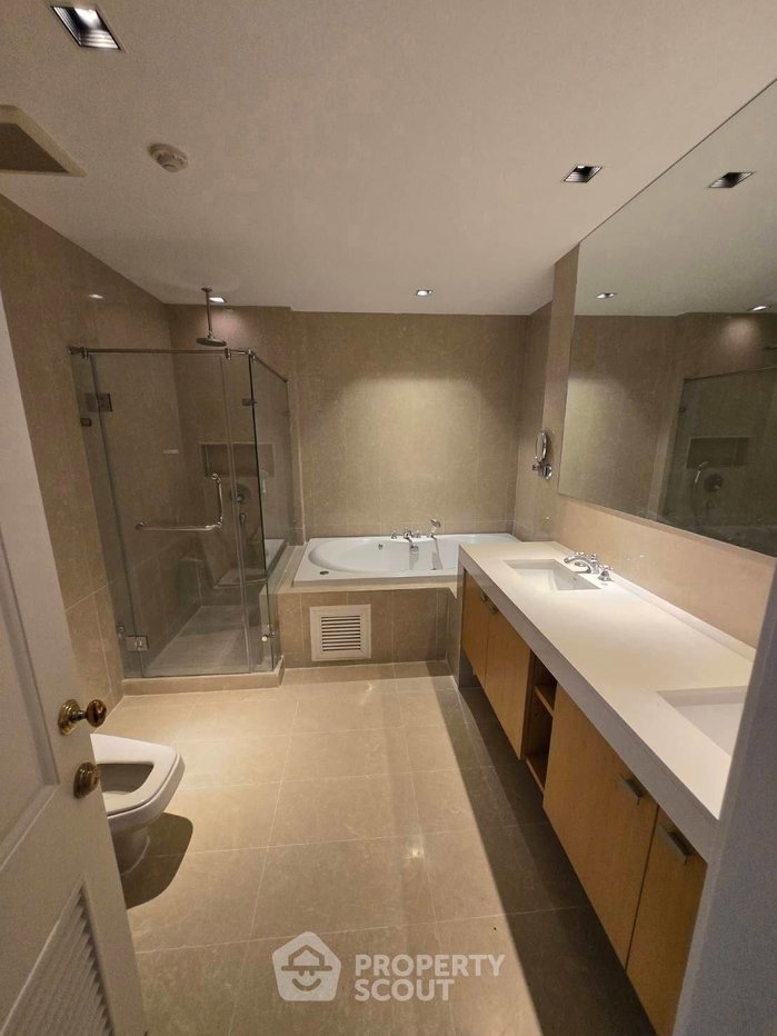 picture 3-BR Condo at Athenee Residence near BTS Phloen Chit (ID 2932944) - 6/9