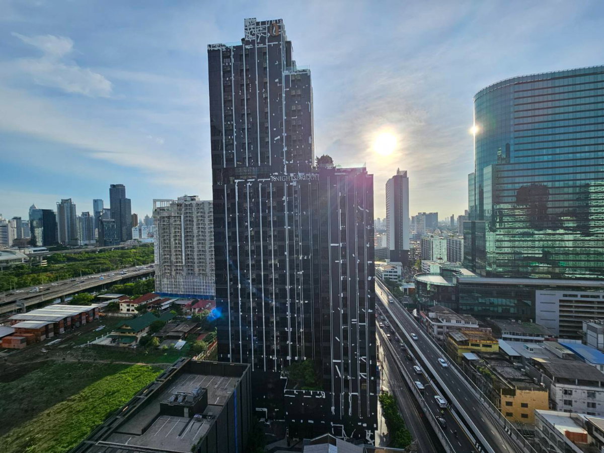 picture The Line Asoke Ratchada for Rent (High Floor with nice view) - 1/12