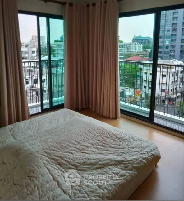 picture 1-BR Condo at Noble Reform Aree near BTS Ari (ID 2930720) - 1/3