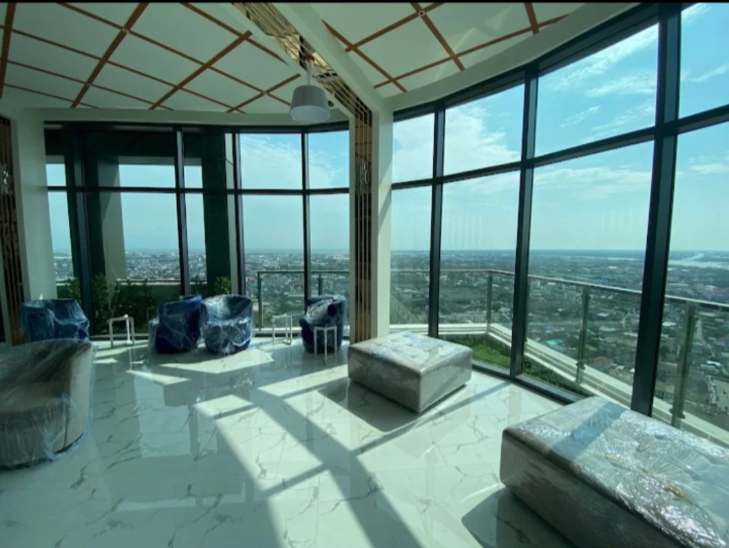 picture  🚨Huge Loss Sale! Only 2,400,000 THB! Below Appraisal Value! Condo Next to BTS with Ocean & River Views 🚨 - 8/12