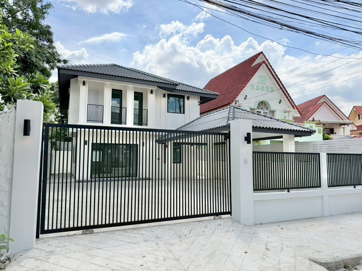 รูป หมู่บ้านกรุงทอง4 บ้านเดี่ยว 2 ชั้น ถนนนวมินทร์ ซอยนวมินทร์ 111 แขวงรามอินทรา เขตคันนายาว พื้นที่กว้างขวาง ราคาถูกคุ้ม - รูปที่ 3/49