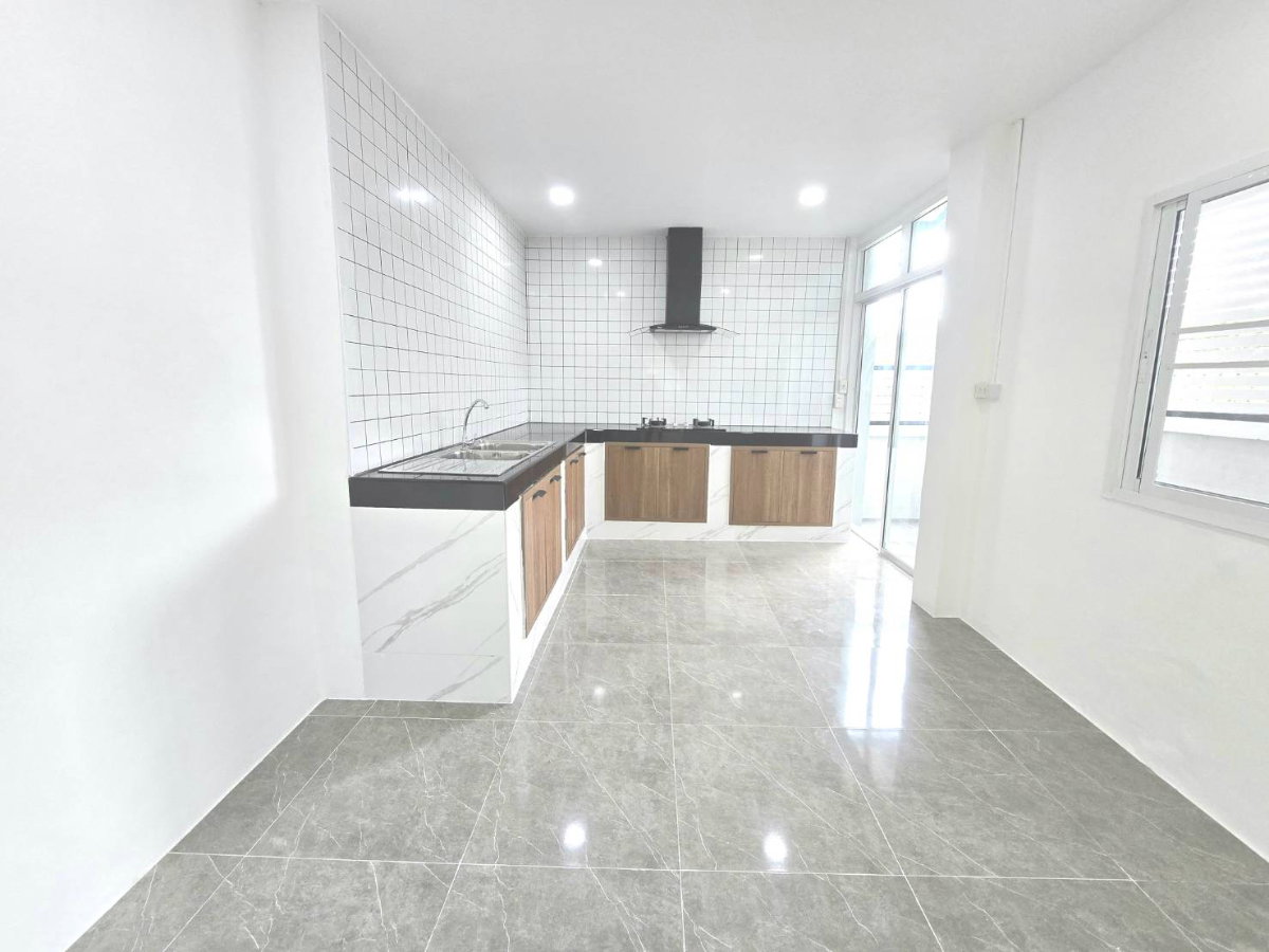 รูป บ้านเดี่ยวหลังใหญ่ รีโนเวทใหม่ ทำเลดี ม.เมลาวิลล์ คลอง2 ลำลูกกา11 ซ.เสมาฟ้าคราม ประชาธิปัตย์ ธัญบุรี ปทุมธานี เดินทางสะดวก - รูปที่ 16/37