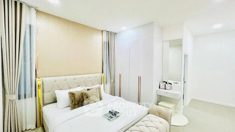 picture 3-BR Villa close to East Pattaya (ID 2933576) - 9/18