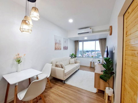 Galarethong Tower Condo For Sale!, Near Pantip Plaza 