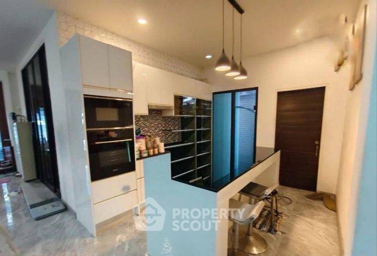 picture 4-BR House close to Hua Hin City (ID 2933422) - 15/17