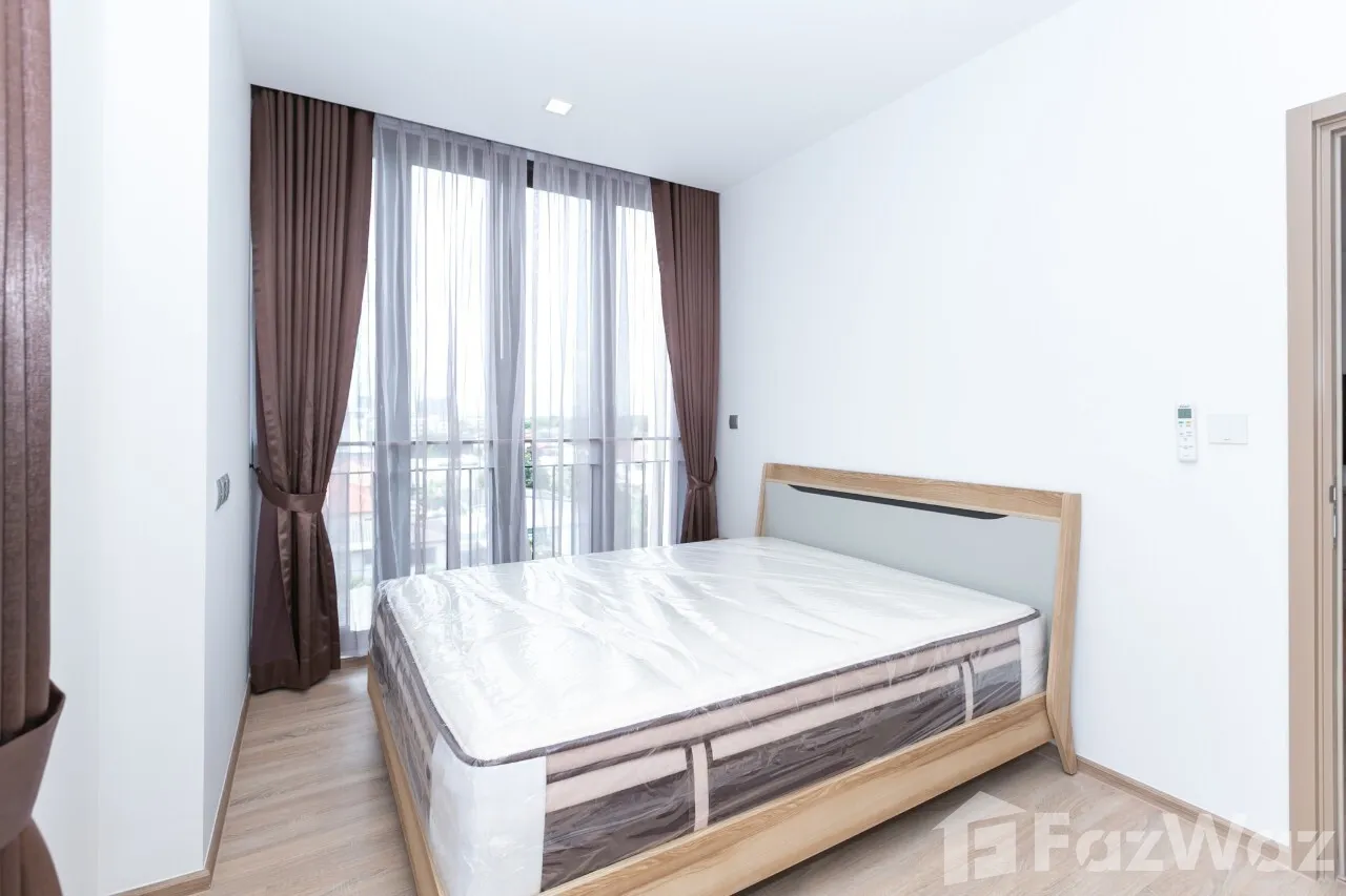 picture ความต้องการสูง ใกล้ โรงเรียน 5645825 - 9/17