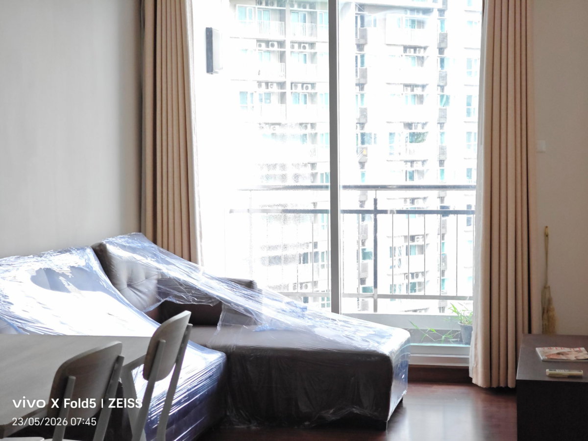 picture Rental; Supalai lite Sathorn-Charoenrat condo - 5/9