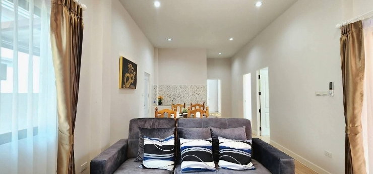 รูป เช่าบ้านพร้อมเฟอร์ฯโซนหางดง - บ้านถวายดีสยาม ห่างถนนใหญ่เพียง 200 ม. ใกล้ตลาดสดหางดง , อำเภอหางดง , กาดฝรั่ง , โรงเรียนนานาชาติลานนา
- รูปที่ 12/28