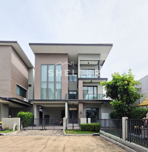 Ultra-Modern 3-Story Luxury House with Instant Highway Connection & Easy Access to Ekkamai-Thonglor 🚘