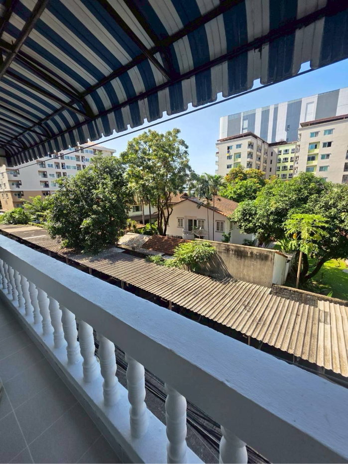รูป     ให้เช่า บ้านสุโขทัย รามคำแหง คอนโด 2 ห้องนอน พื้นที่ใหญ่ 60 ตร.ม. - รูปที่ 8/8