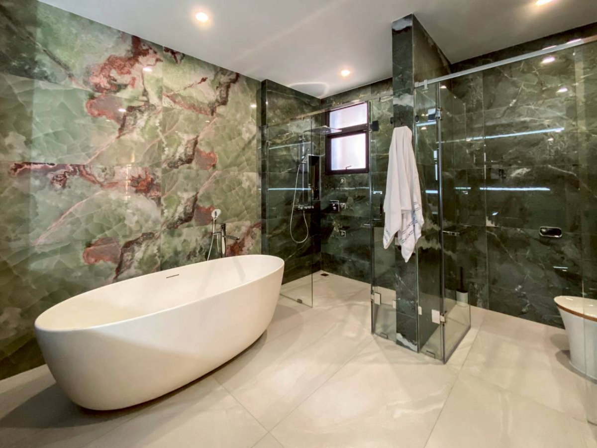 รูป ขายบ้านเดี่ยวสุดหรู The Honor โยธินพัฒนา แปลงริม Private Pool Villa 6ห้องนอน + 2 ห้องอเนกประสงค์ 8 ห้องน้ำ ราคา 72ลบ. - รูปที่ 16/50