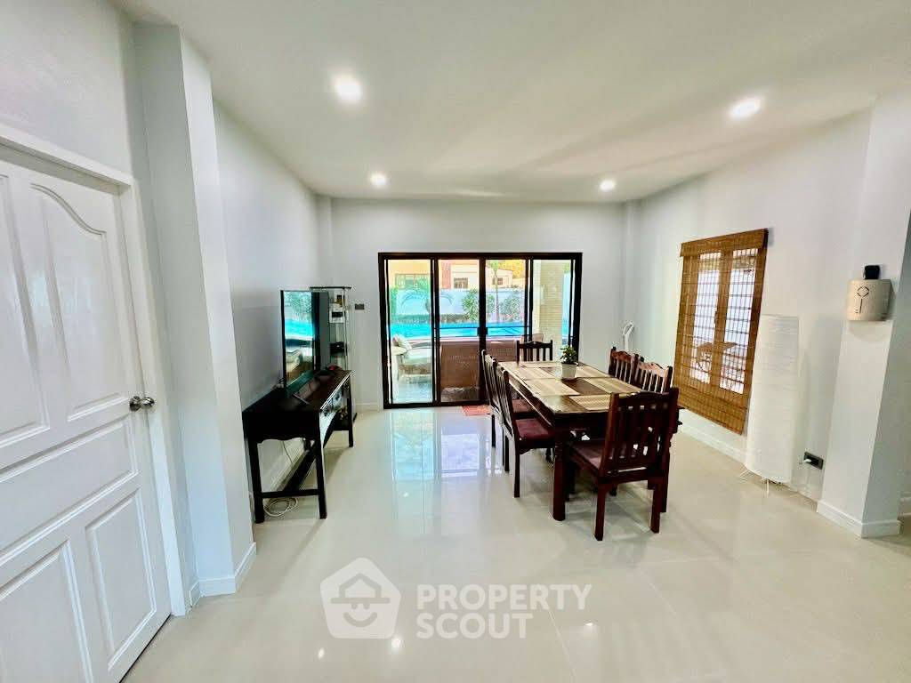 รูป บ้าน 4-ห้องนอน ที่ หมู่บ้านไฮทส์ 1 ใกล้ เมืองหัวหิน (ID 2798162) - รูปที่ 21/23