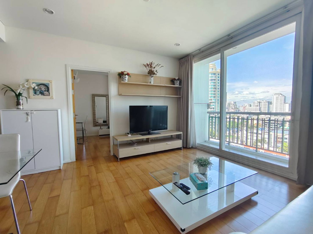 picture Wind Condominium Sukhumvit 23 for rent - 9/24