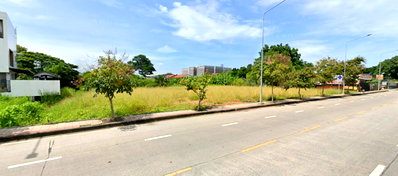 ที่ดินให้เช่า : ให้เช่าที่ดินติดถนนจตุโชติ 200 ตร.ว. หน้ากว้างประมาณ 25 ม. เหมาะทำธุรกิจบริการ