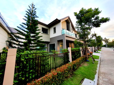 Houses for rent Nonthaburi : #SC14036  📌 Rent | 🟦🟨Bangkok Boulevard Sathorn - Pinklao 2​🟥🟩𝑪𝒐𝒏𝒕𝒂𝒄𝒕𝑳𝑰𝑵𝑬:@𝒔𝒆𝒄𝒓𝒆𝒕𝒑𝒓𝒐𝒑𝒆𝒓𝒕𝒚 🔥✨