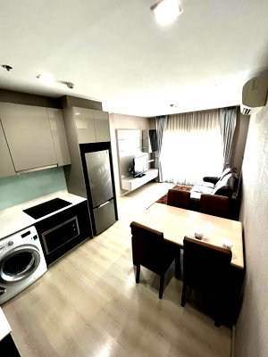 Condos for rent : The Signature by                     URBANO 