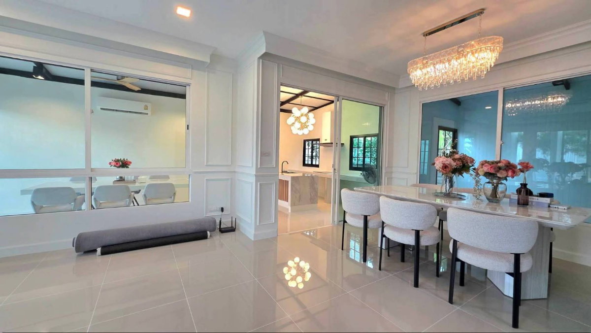 รูป Habitia Motif ฮาบิเทีย โมทิฟ บ้านเดี่ยวหลังใหญ่ กว้างมาก แต่งใหม่ มีสระว่ายน้ำ เฟอร์นิเจอร์สวยพร้อมอยู่ - รูปที่ 12/23