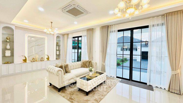 picture 3-BR Villa close to East Pattaya (ID 2933576) - 15/18
