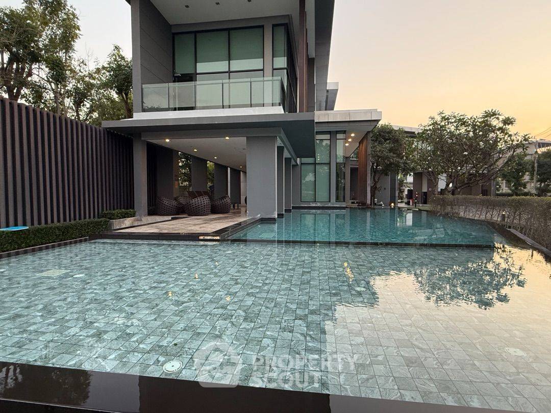 รูป บ้าน 4-ห้องนอน ที่ เดอะ ซิตี้ พัฒนาการ ใน ประเวศ (ID 2934371) - รูปที่ 15/20