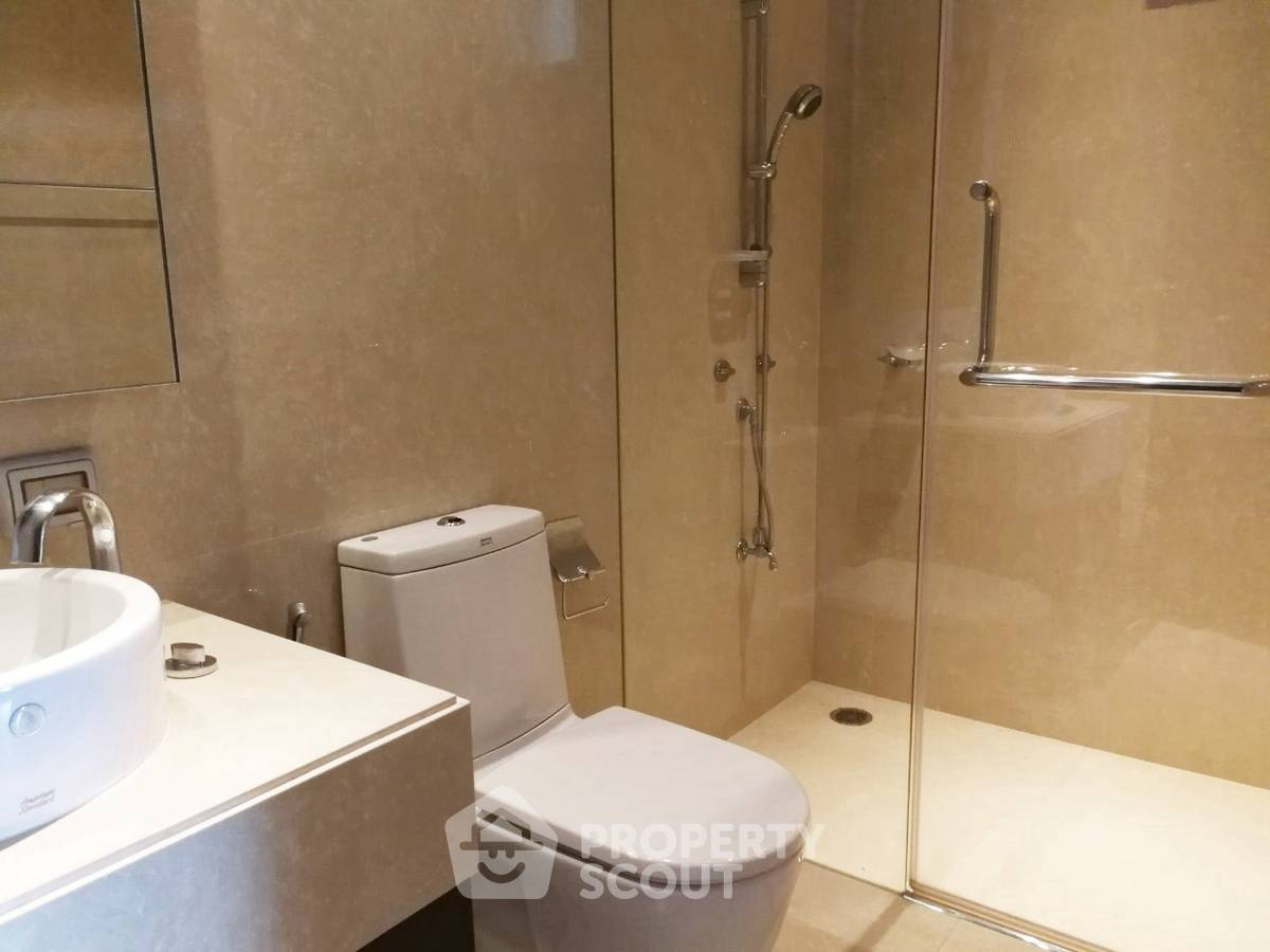 picture 3-BR Condo at The Madison near BTS Phrom Phong (ID 2934030) - 16/20