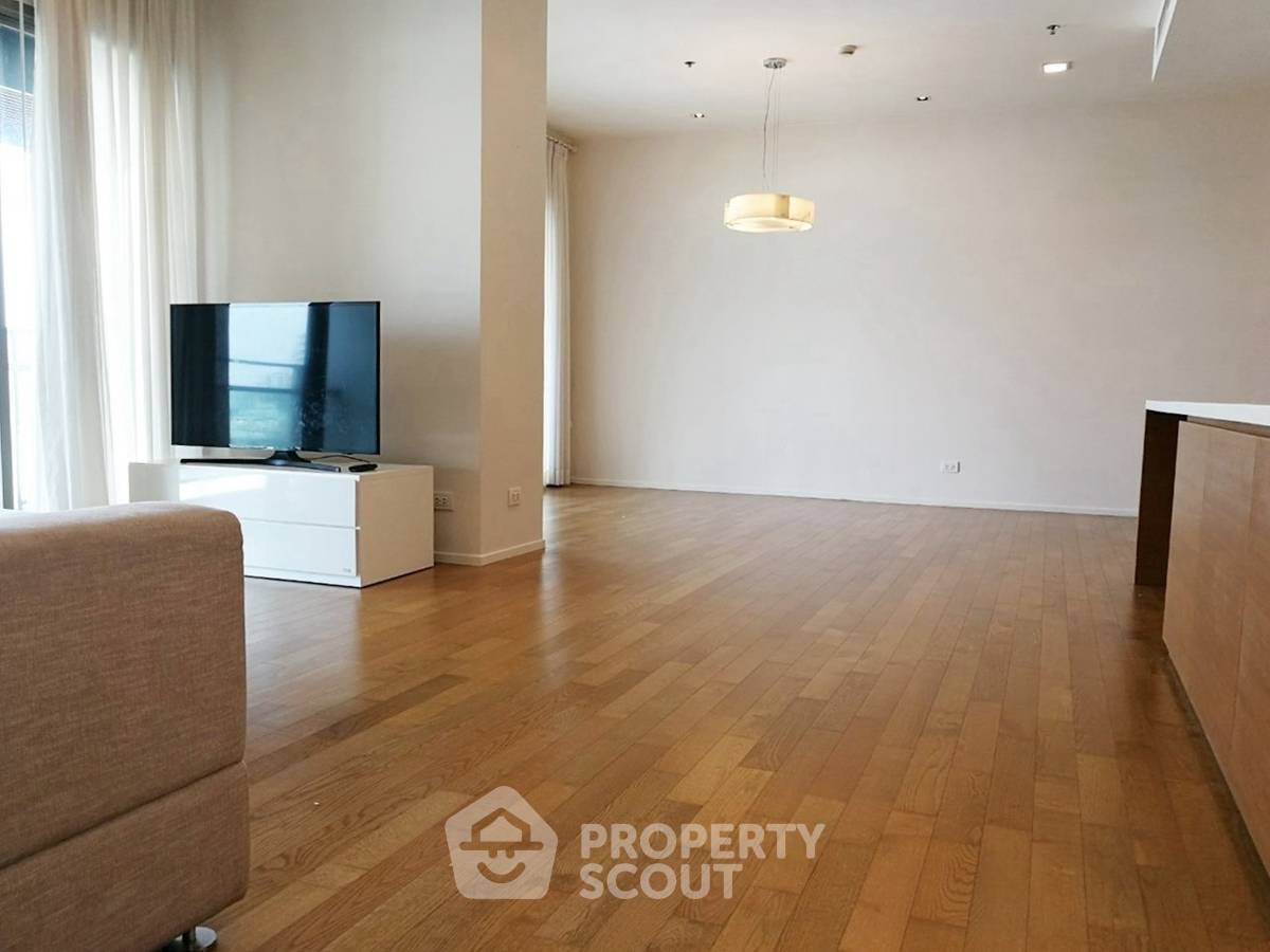picture 3-BR Condo at The Madison near BTS Phrom Phong (ID 2934030) - 2/20