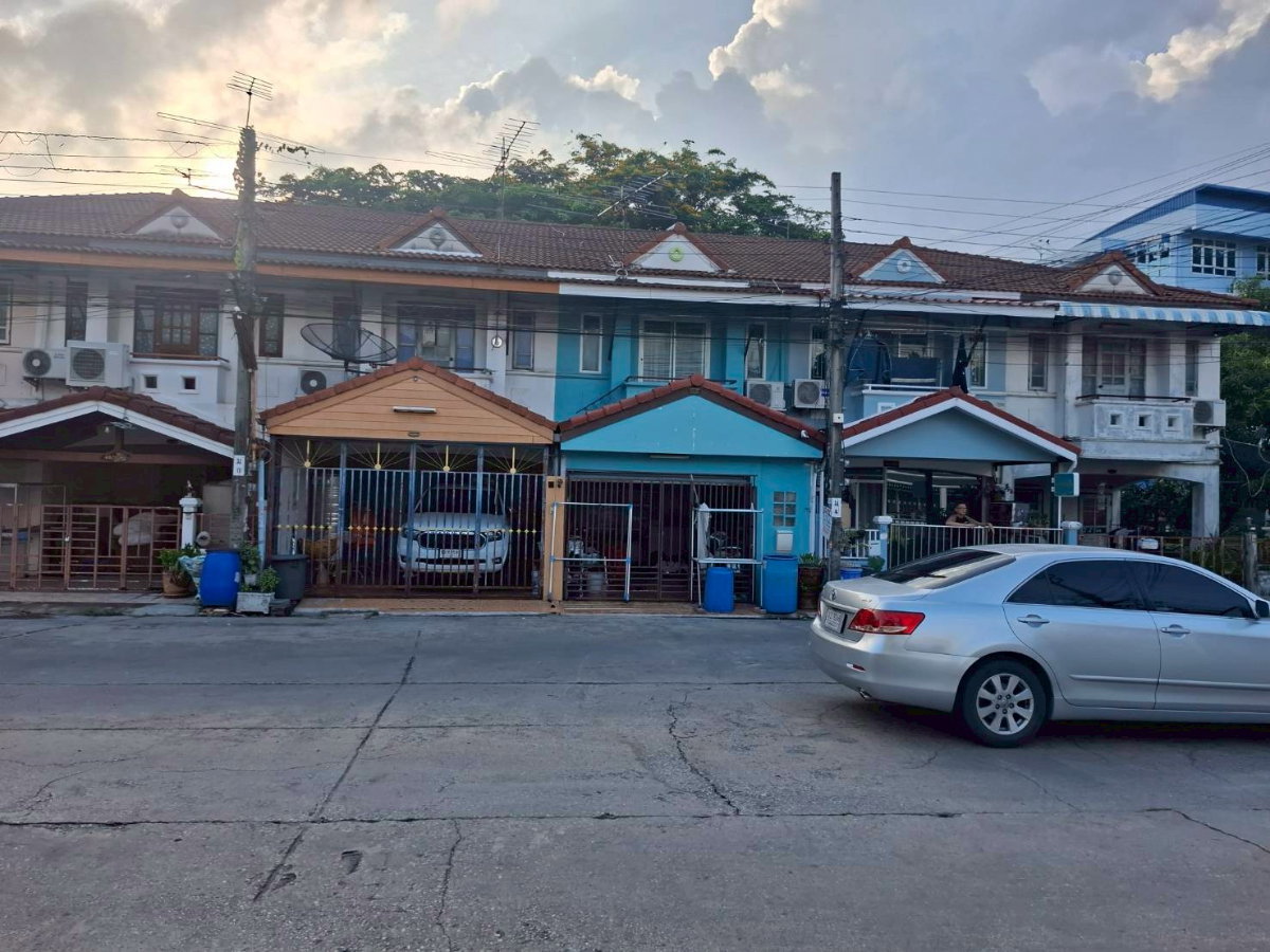รูป 📣 ขายทาวน์เฮ้าส์ ทำเลดี หทัยราษฎร์ 39 | หมู่บ้านเค.ซี. รามอินทรา 2 🏡  💰 ราคาขายเพียง 1.9 ล้านบาท - รูปที่ 2/6