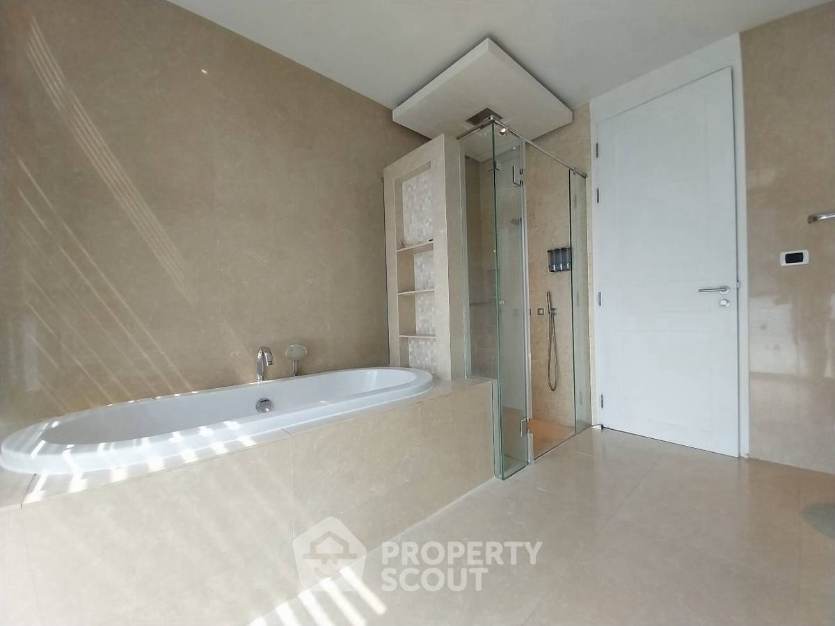 picture 3-BR Condo at The Madison near BTS Phrom Phong (ID 2934029) - 20/20